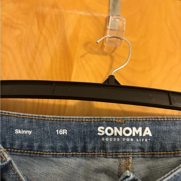 Sonoma Skinny Jeans with Distressed Details Size 16 EUC - Picture 4 of 5